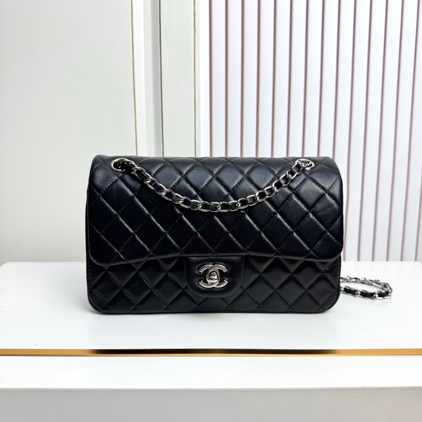 B1R76C11 Popular leather bag