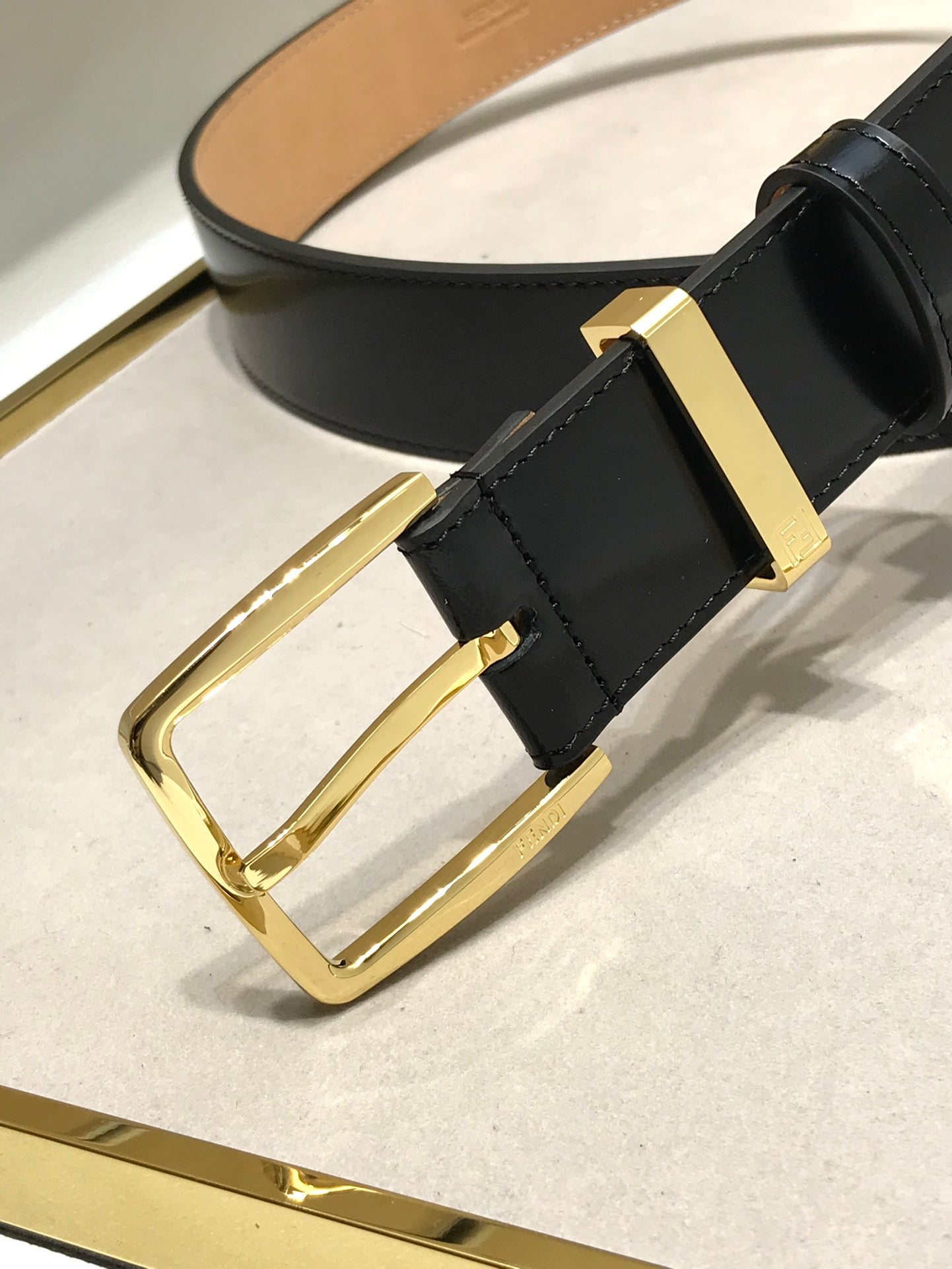 P1Q64F93 Popular  High quality belt With full package