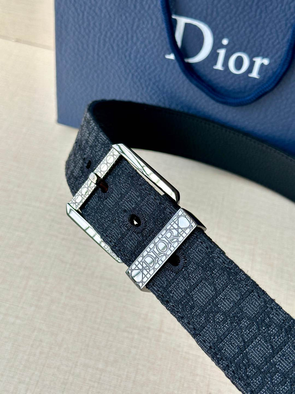 P1W15D156 Popular High quality belt With full package