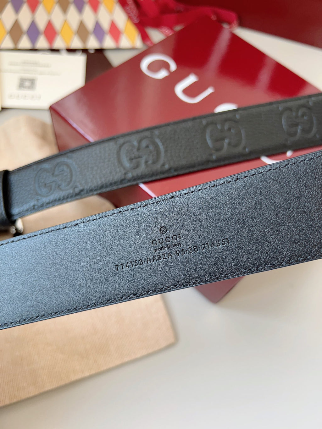P1Q115B44 Popular High quality belt With full package