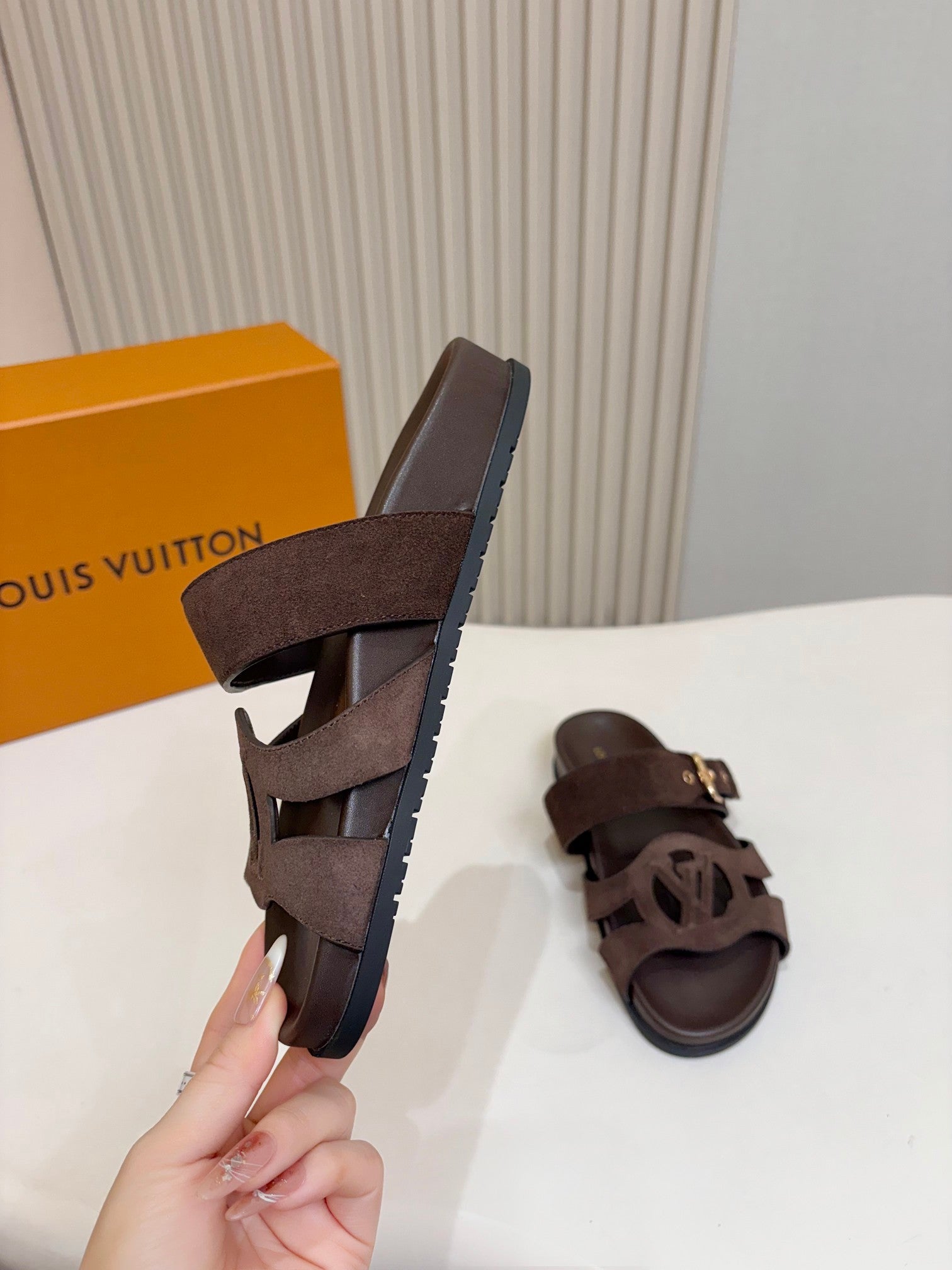 Z2R76E29 Popular high-quality leather shoes