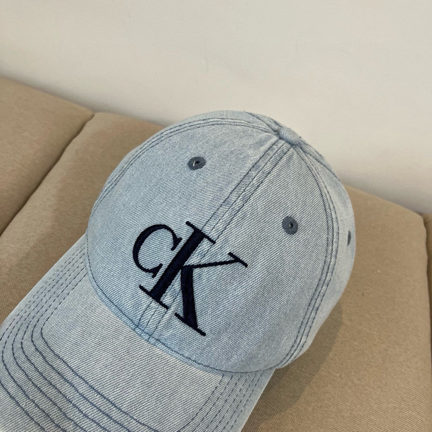 M1Z45A557 Popular  hats