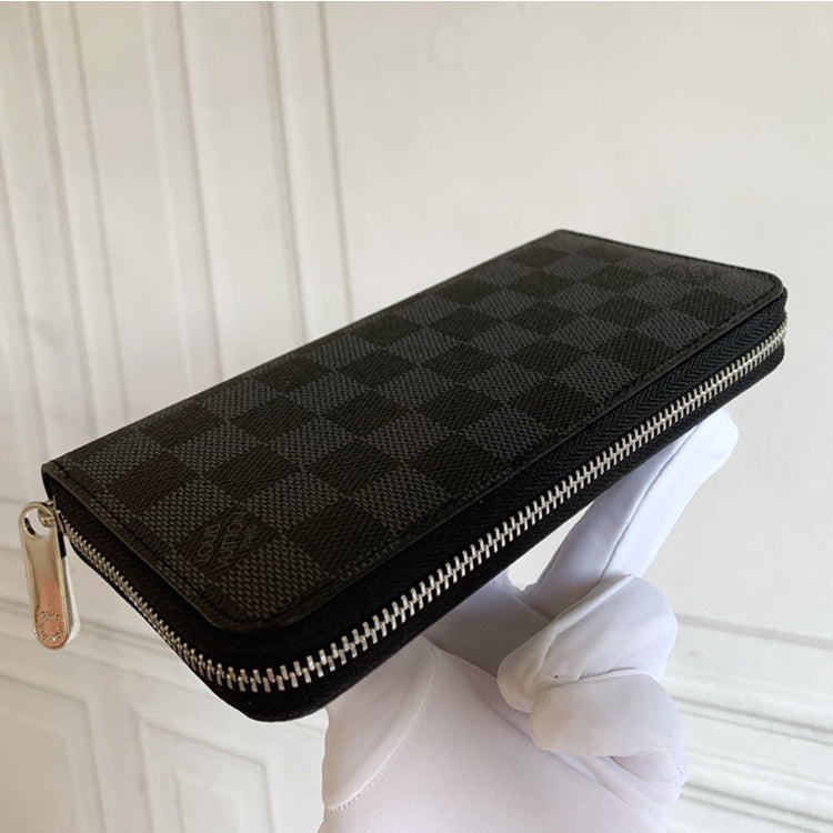 B1P11E04 Popular Leather wallets