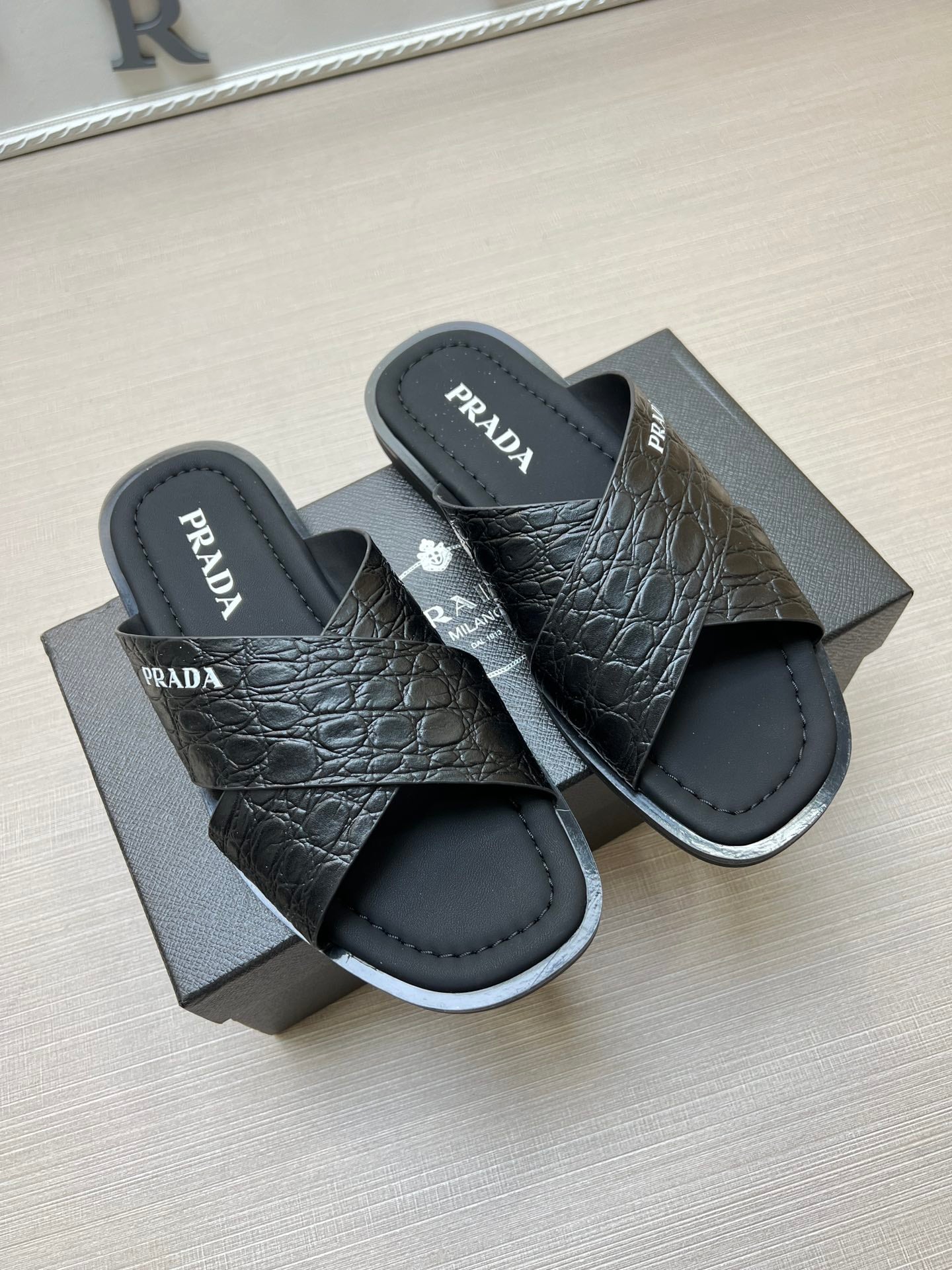 Z5ZPD74 Popular slippers