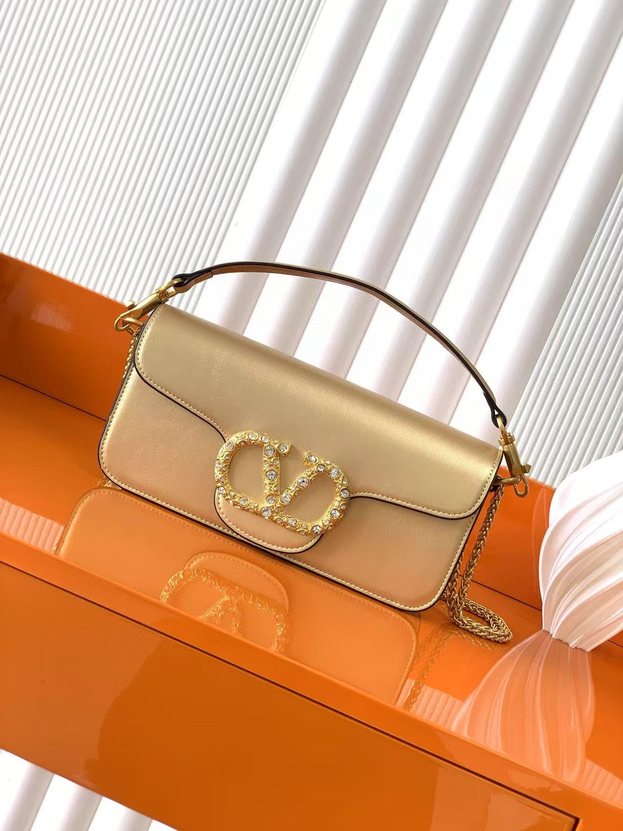 B1P36A31 Popular  leather bag