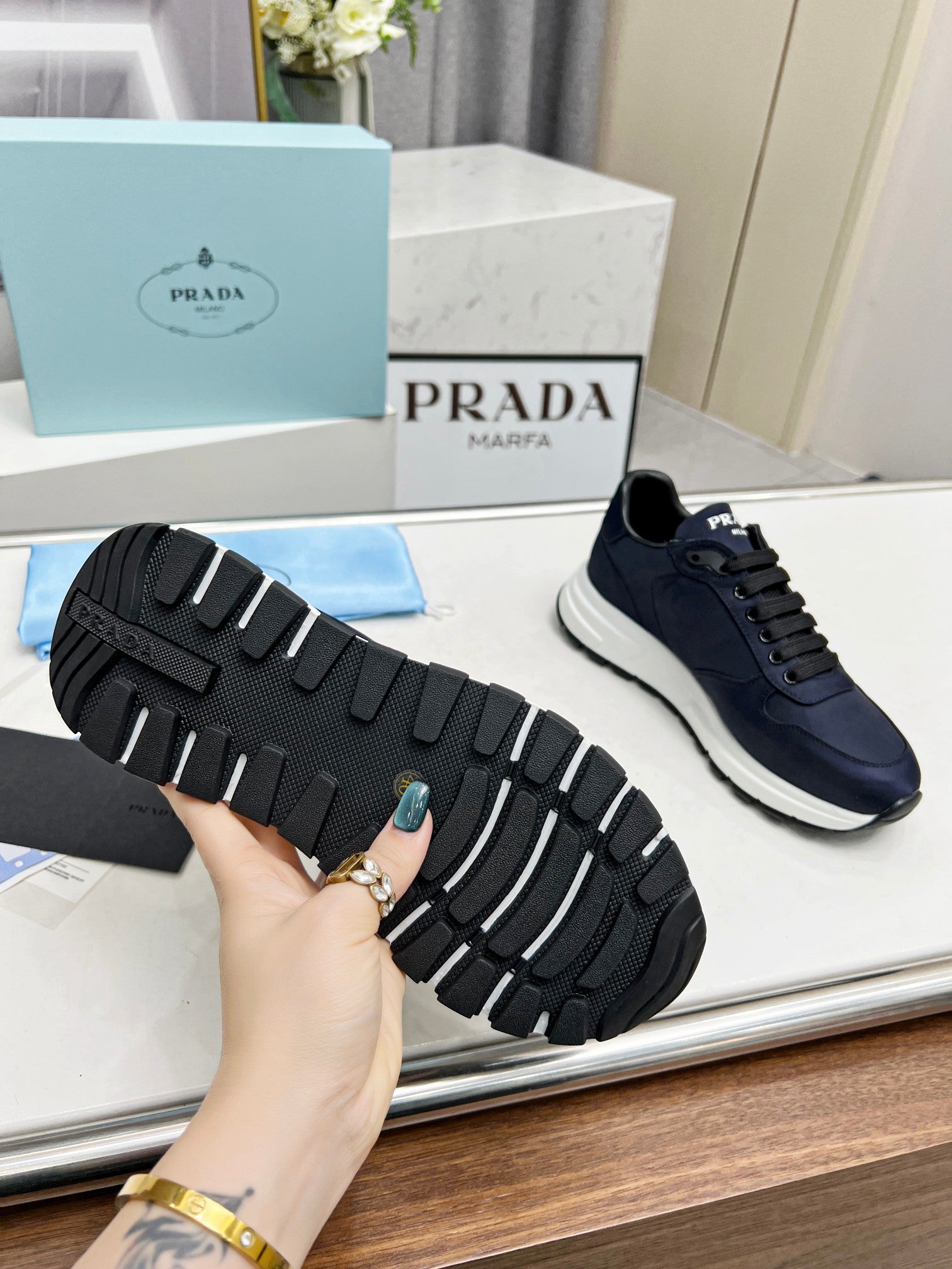 Z2Q95P92 Popular high-quality shoes