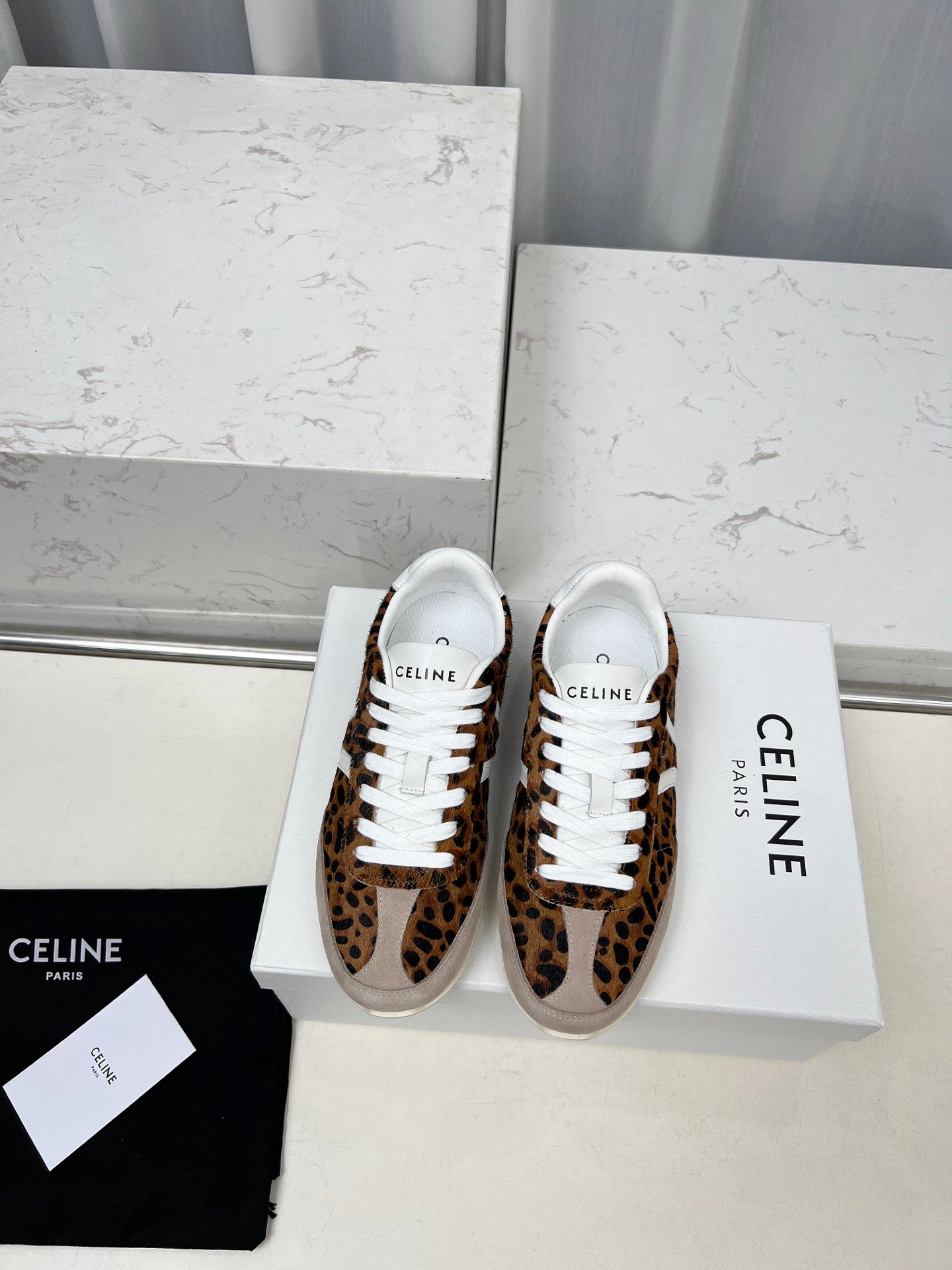 Z2Q105N270 Popular high-quality Shoes