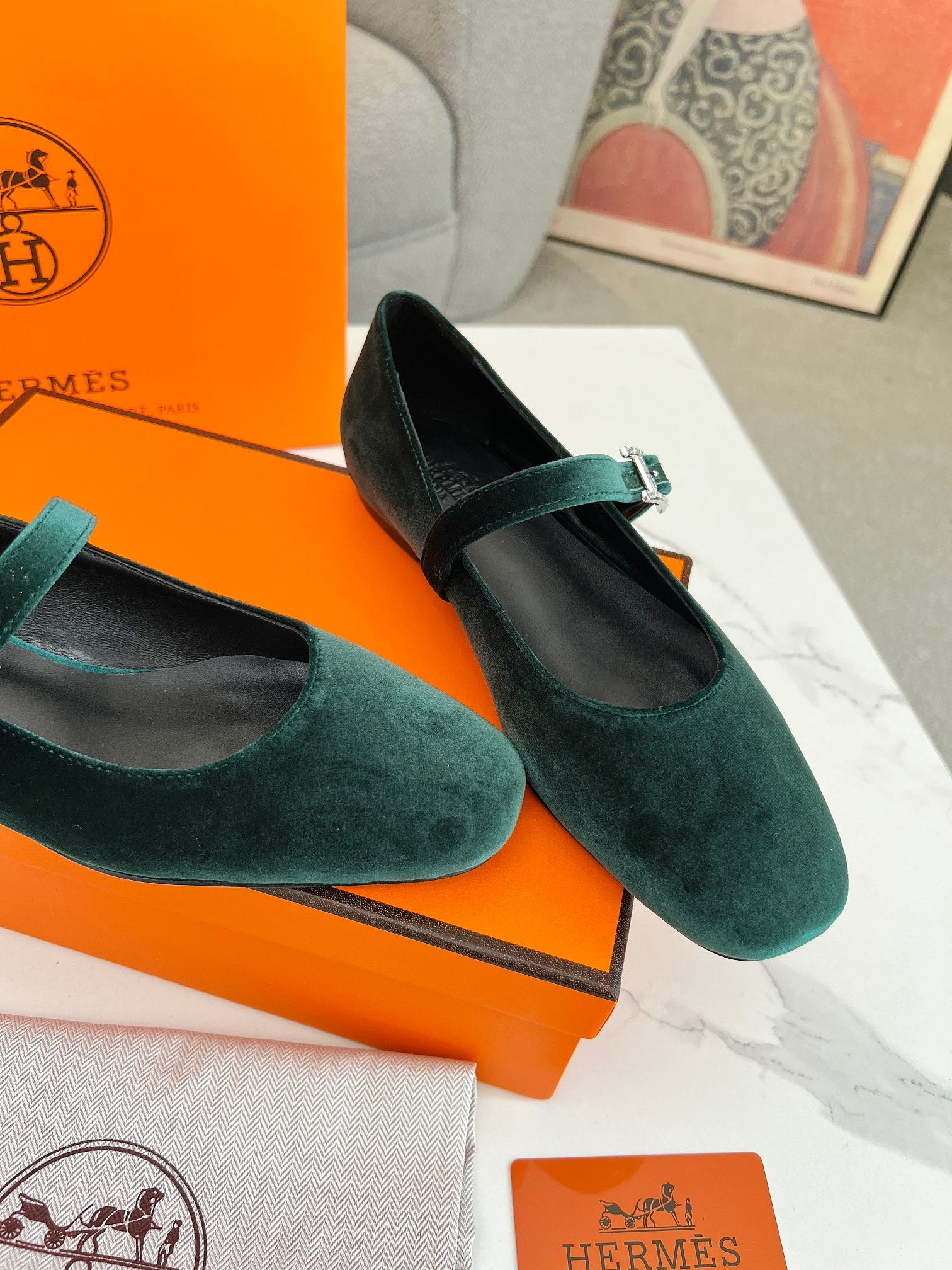 Z2Z85H49  Popular leather Shoes