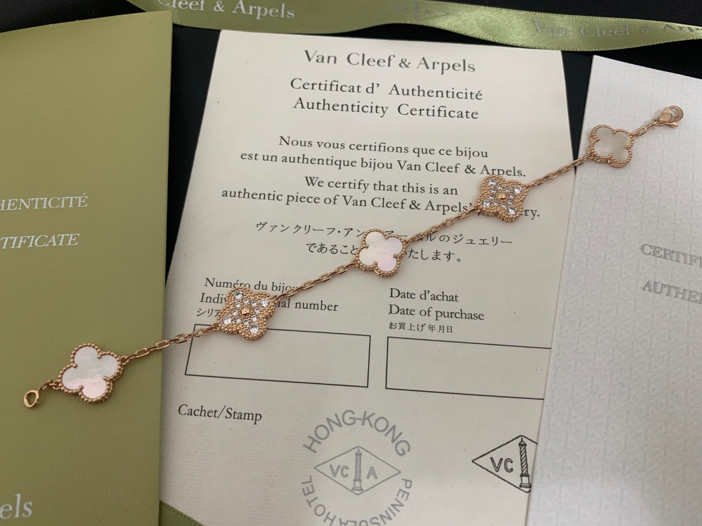 X5X53VA179K  Popular bracelets 5 flowers normal size1.5cm flower