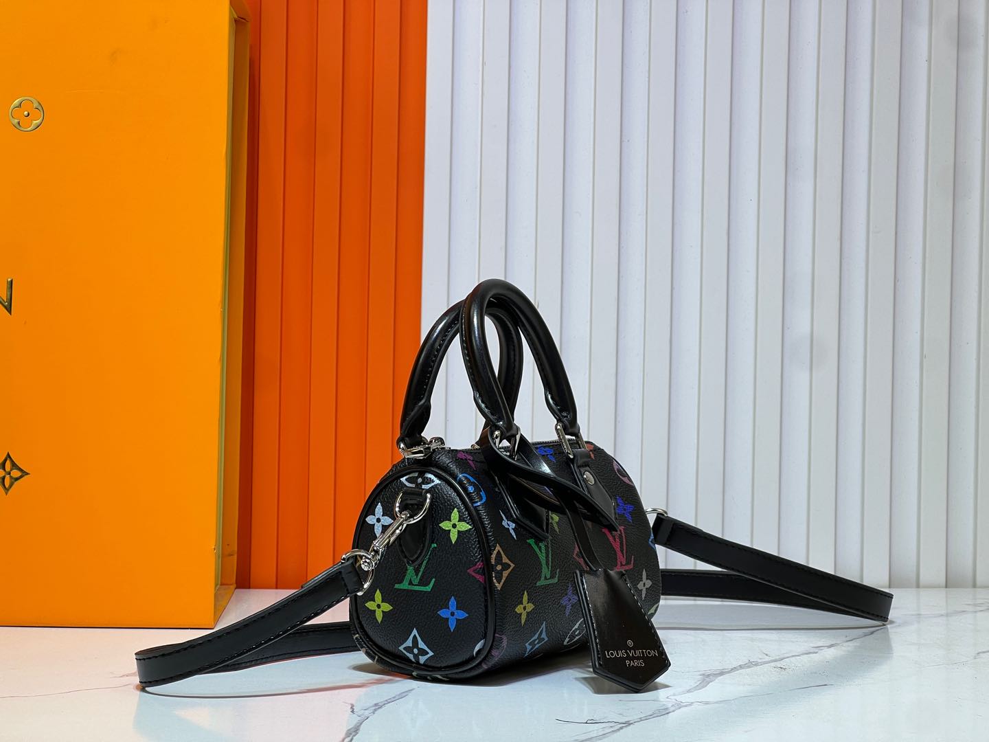 B1W35E99 Popular  leather bag