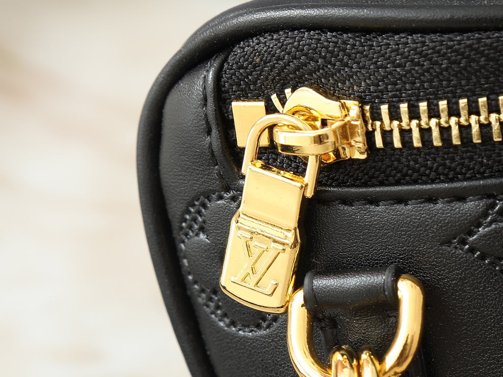 B1N55E59 Popular   leather bag