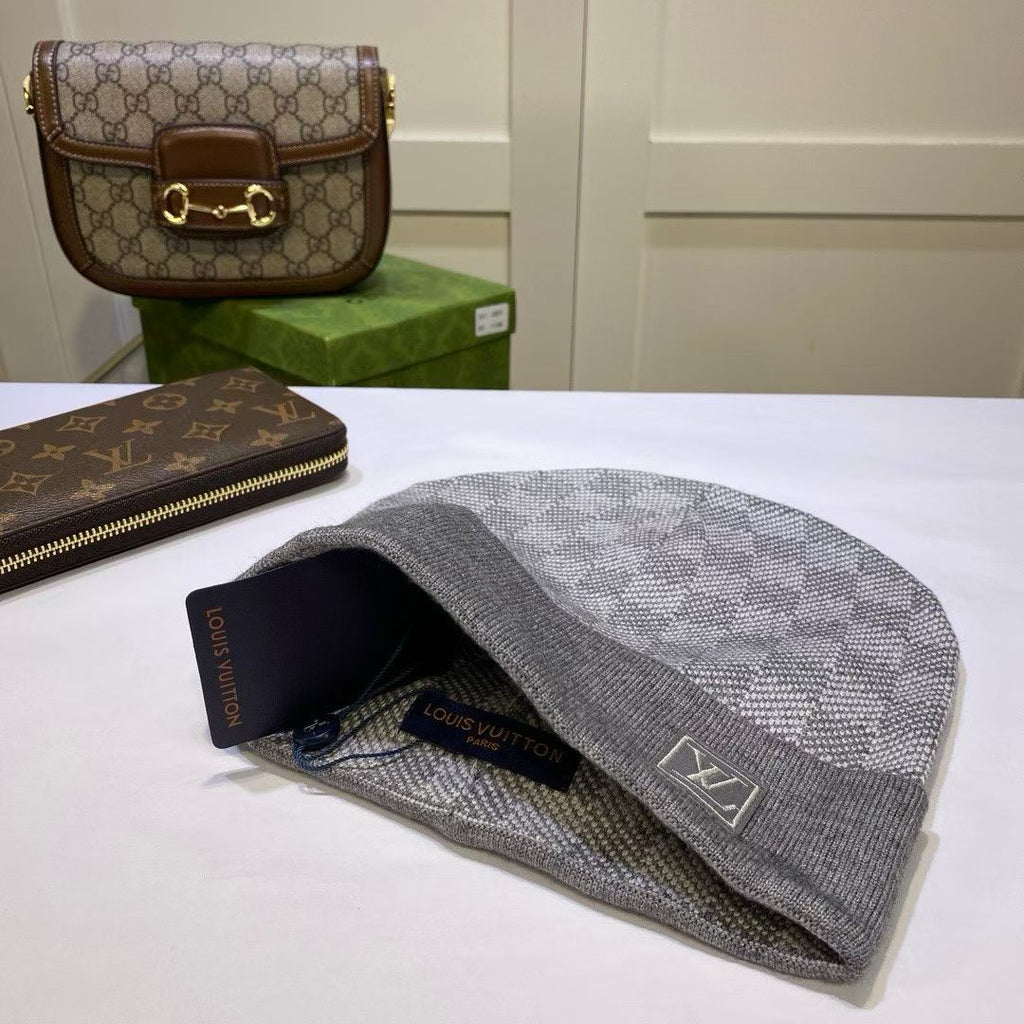 M1R86E34 Popular hats