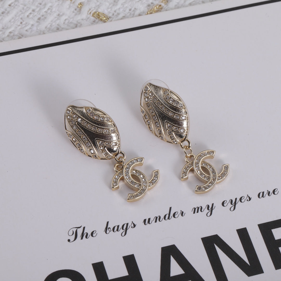 X1Z54C280E Popular Earrings