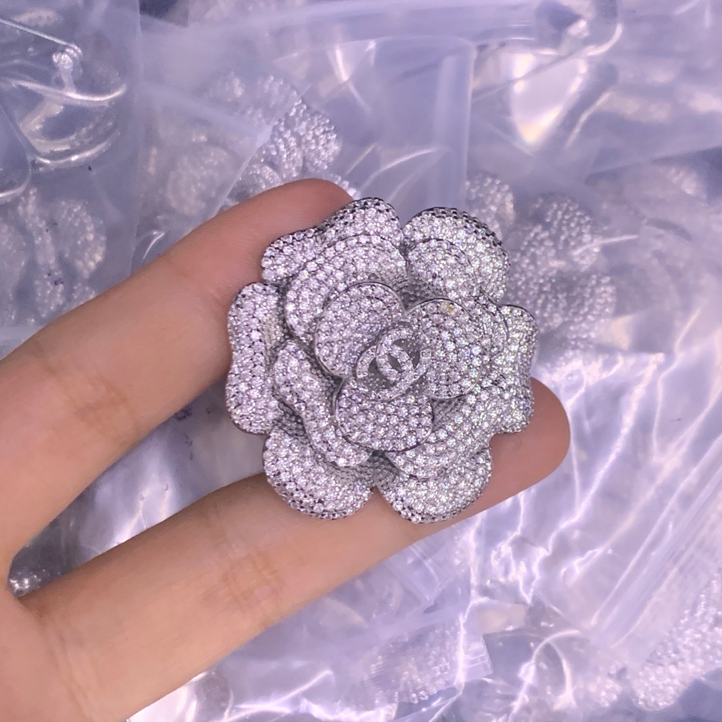 X1Z65C44X Popular Brooch