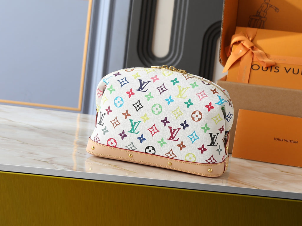 B1P46E112 Popular leather bag