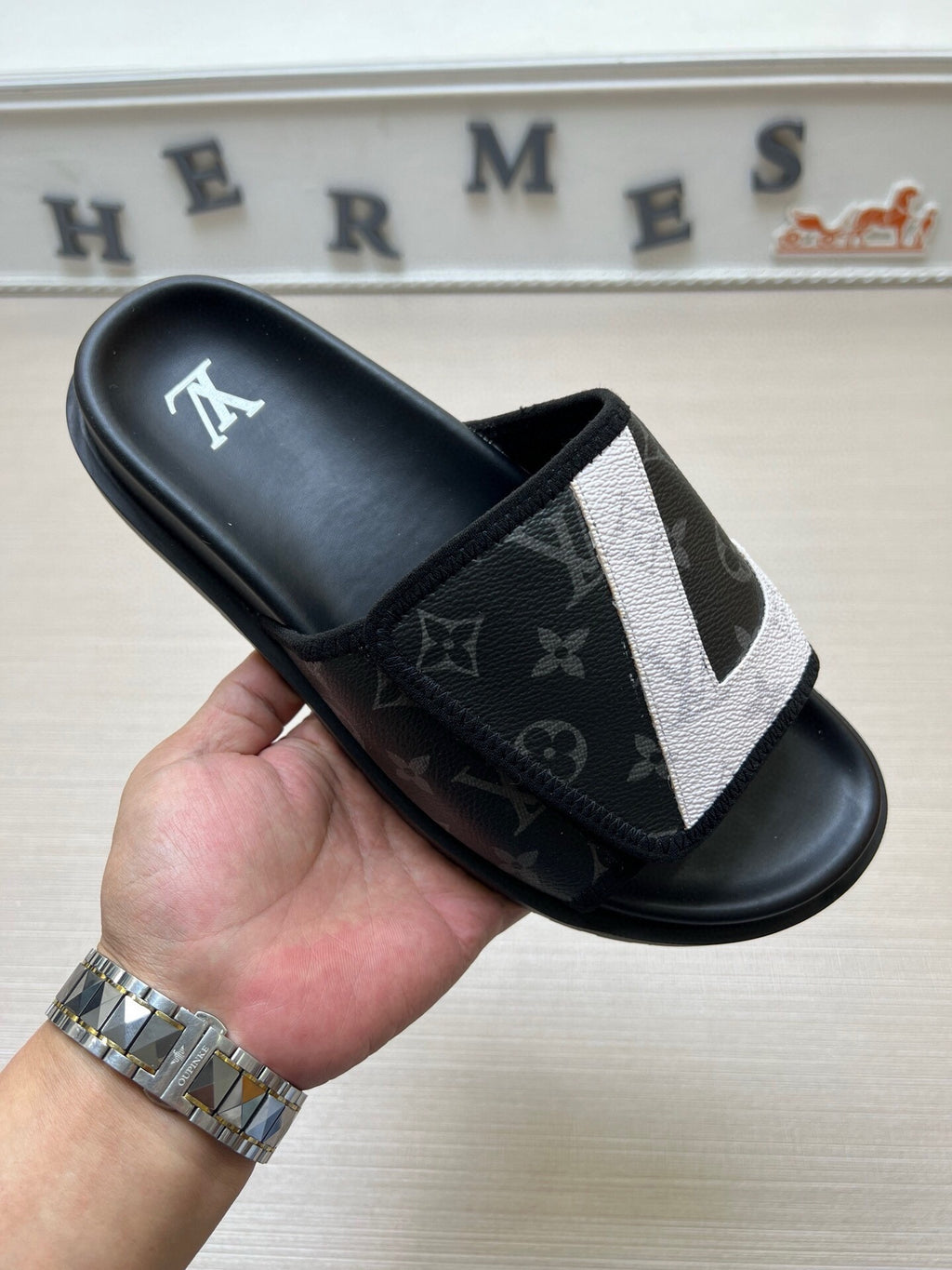 Z5WE251 Popular Slippers