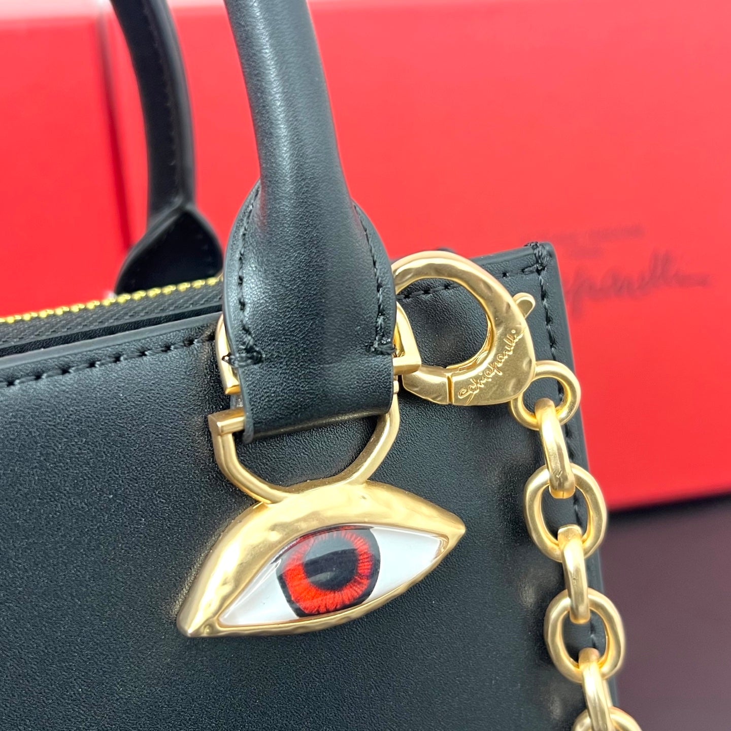 B1P36A32 Popular  leather bag