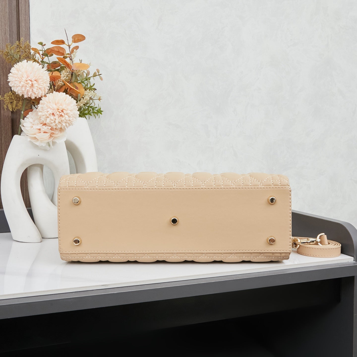 B1P36D88 Popular leather bag