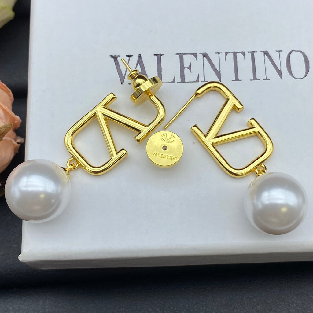 X1Z94VL712E Popular Earrings