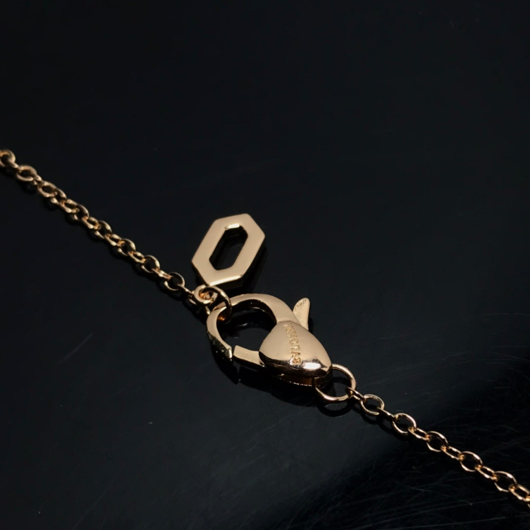 X1Q85S421X Popular Necklaces