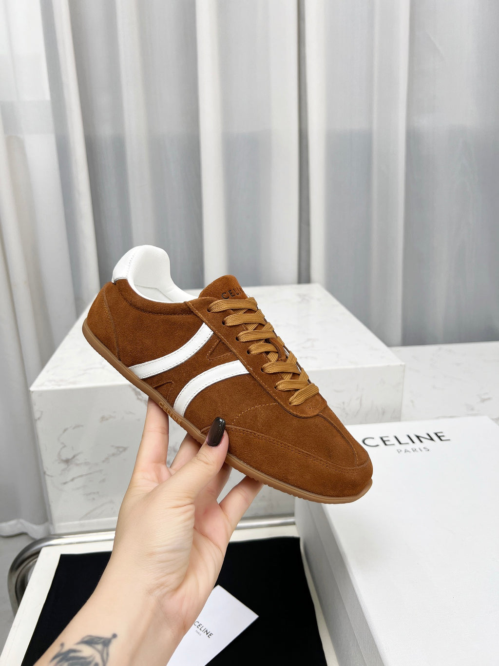 Z2Q105N270 Popular high-quality Shoes