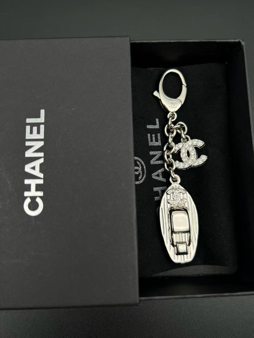 A1R76C36 Popular bag 's charms accessories