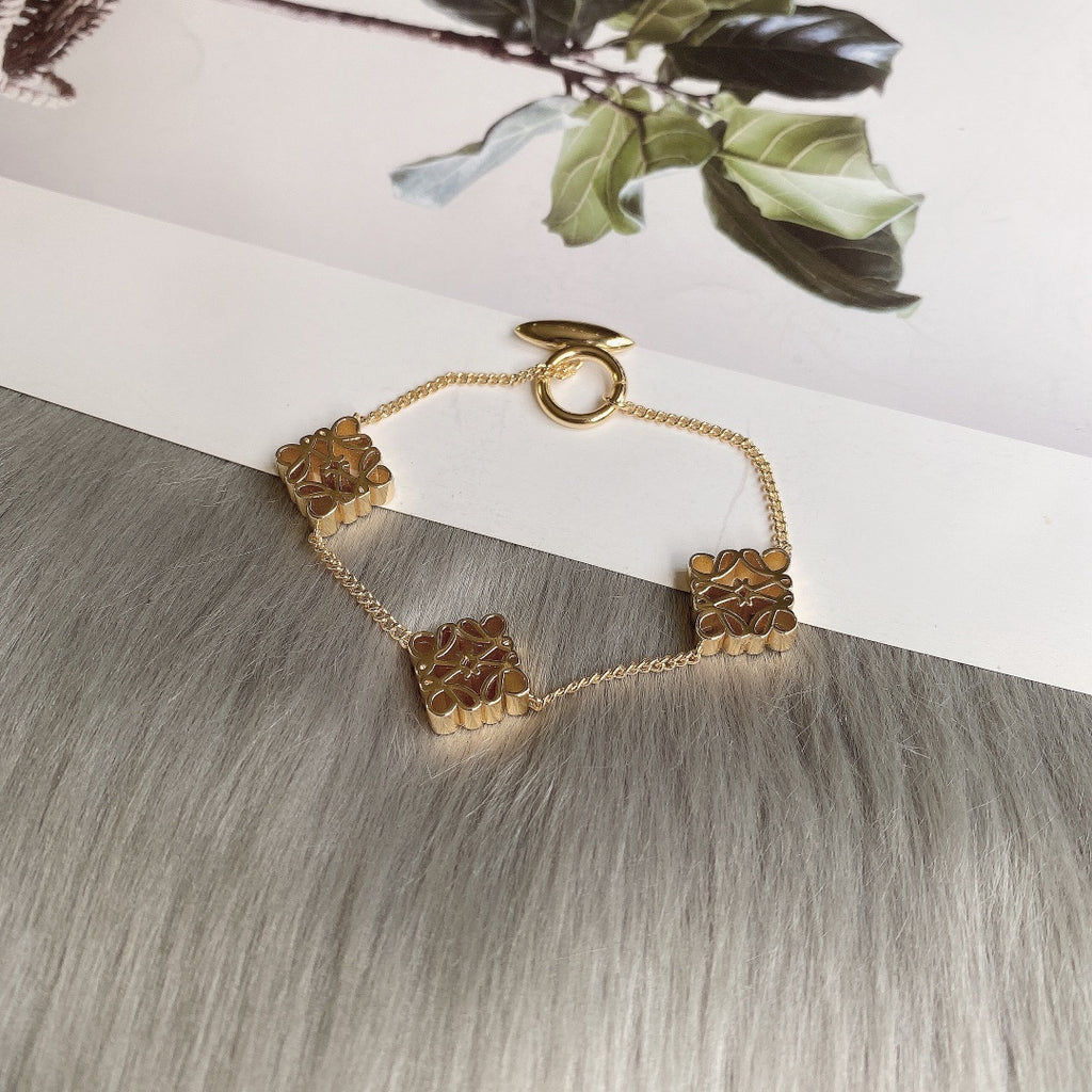 X1Z64A602X  Popular    Bracelets  Necklaces