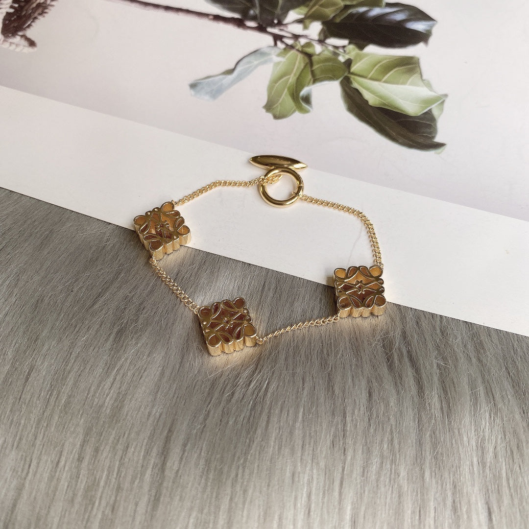 X1Z64A602X  Popular    Bracelets  Necklaces