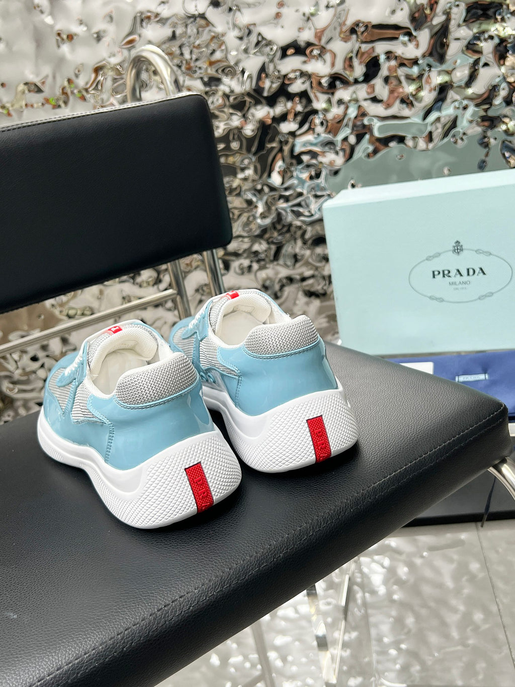Z2P76P03 Popular high-quality leather Shoes