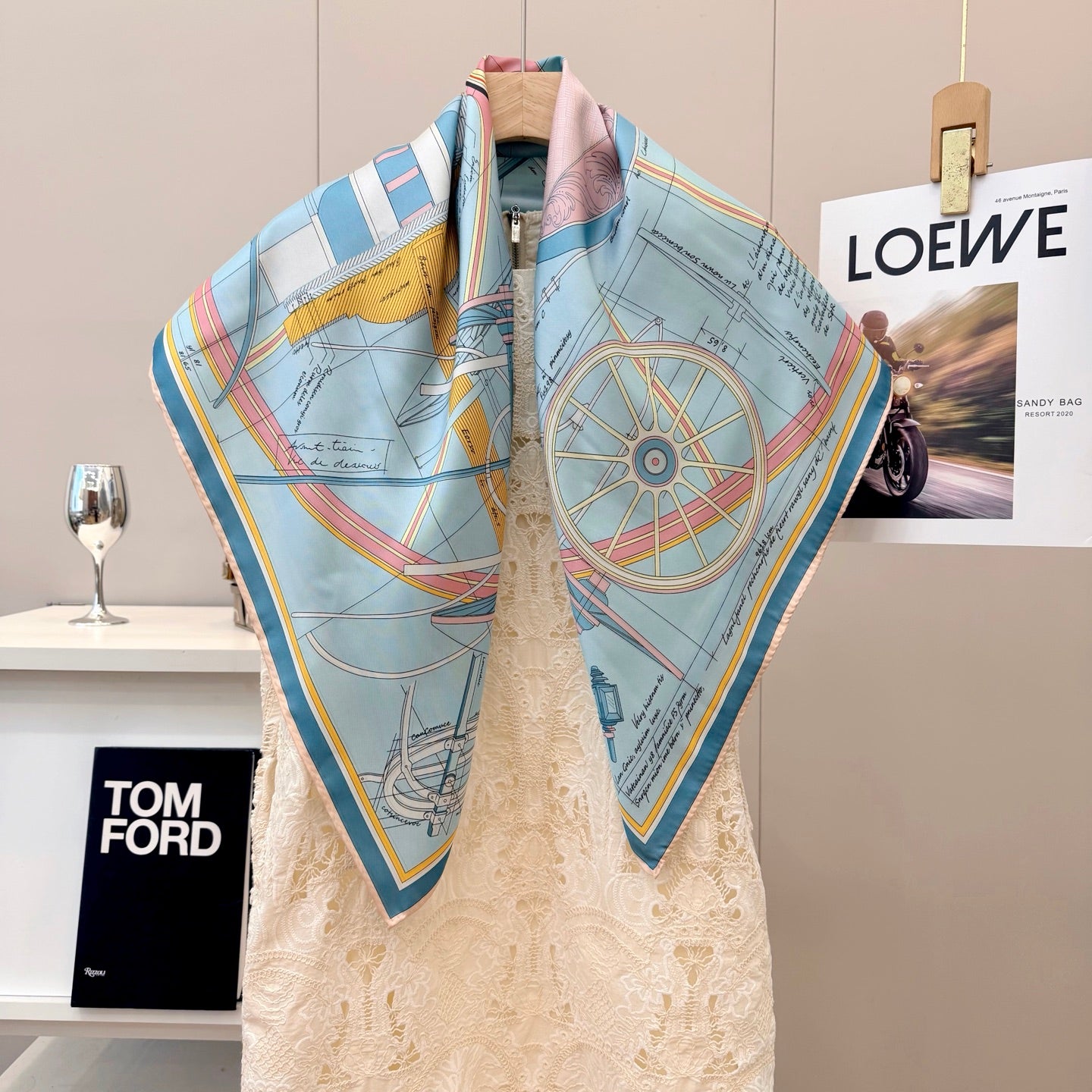 W1N36H5 Popular Silk Scarve