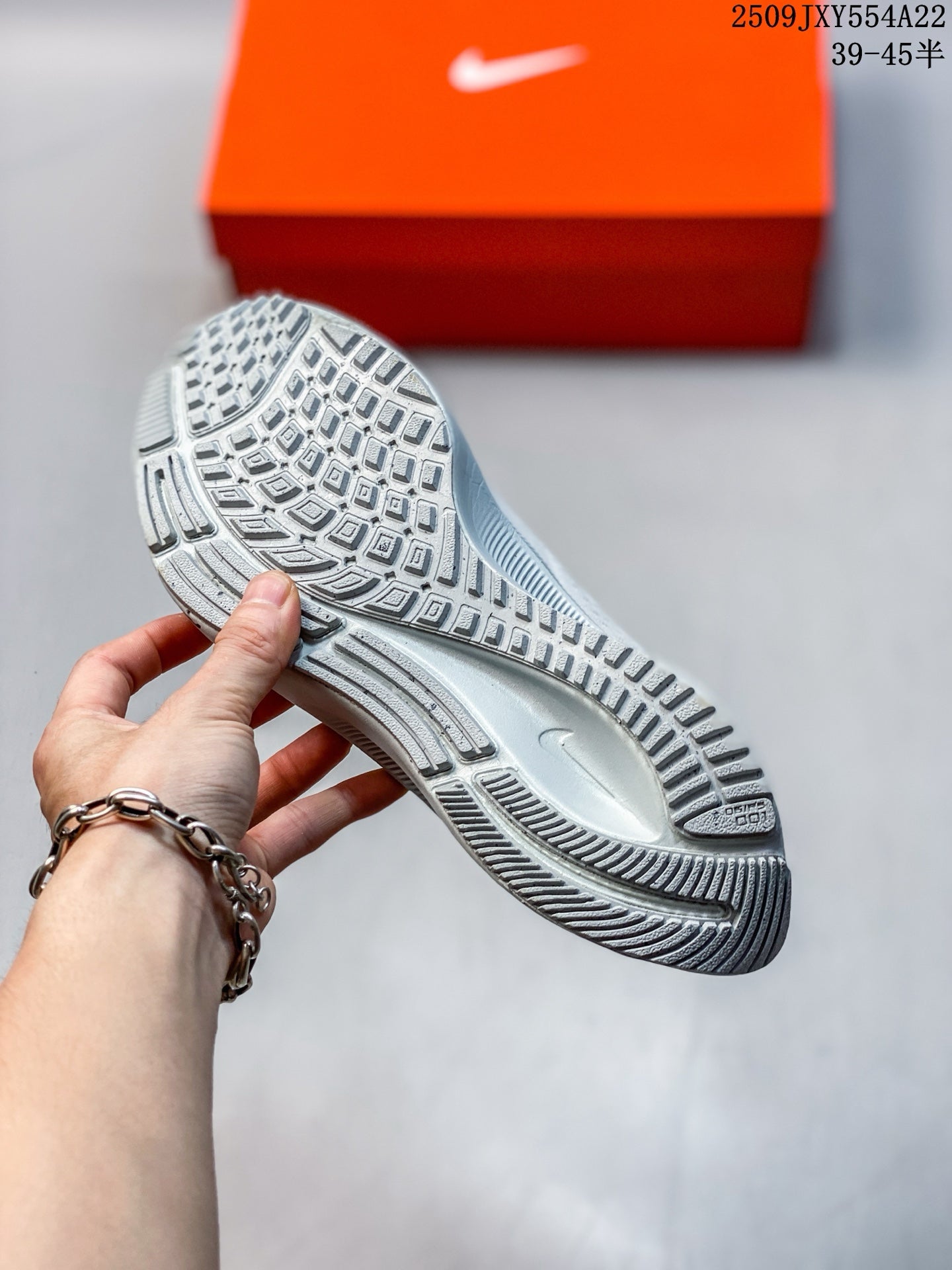 Z4Q95A76 Popular Shoes