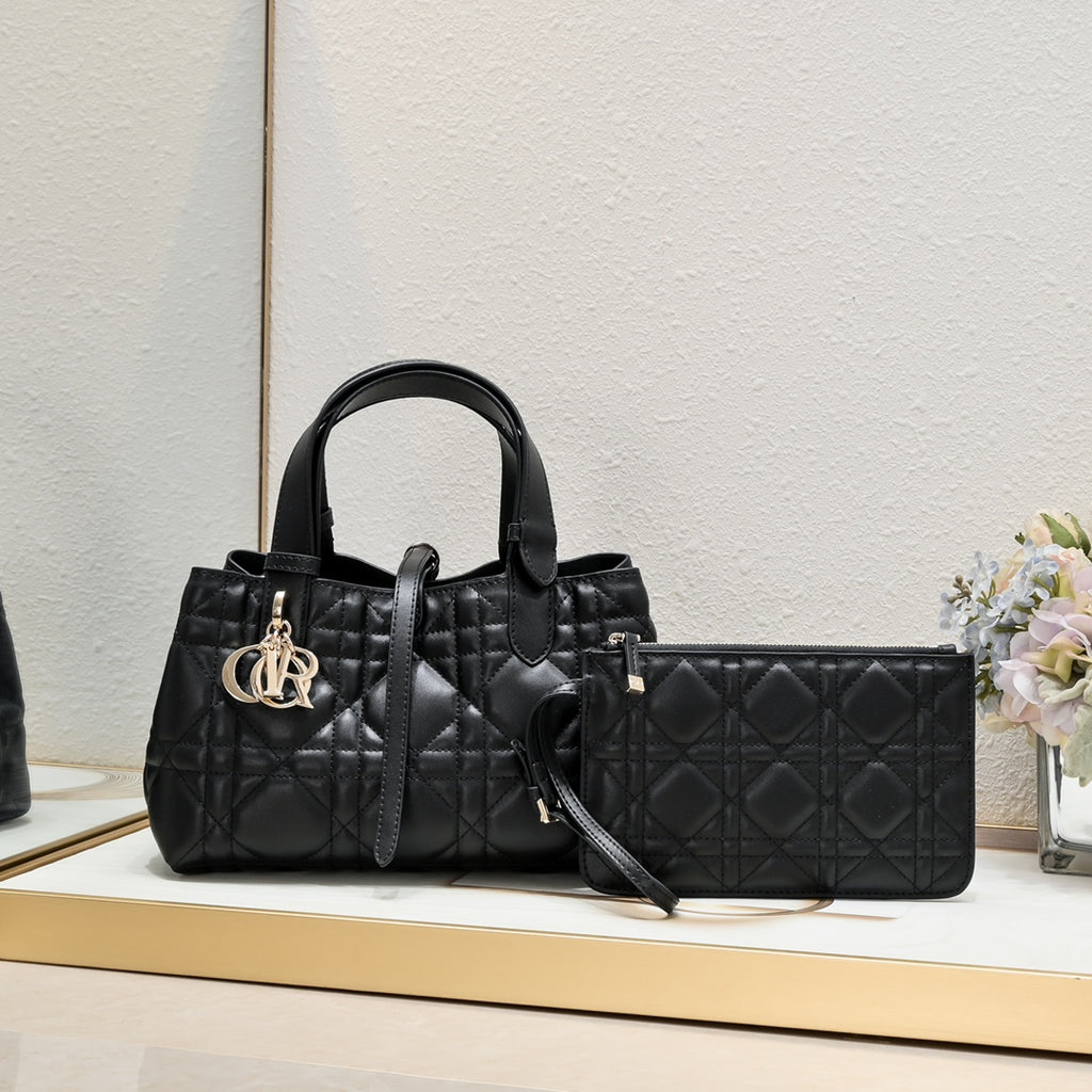 B12X44D359 Popular   leather bag 