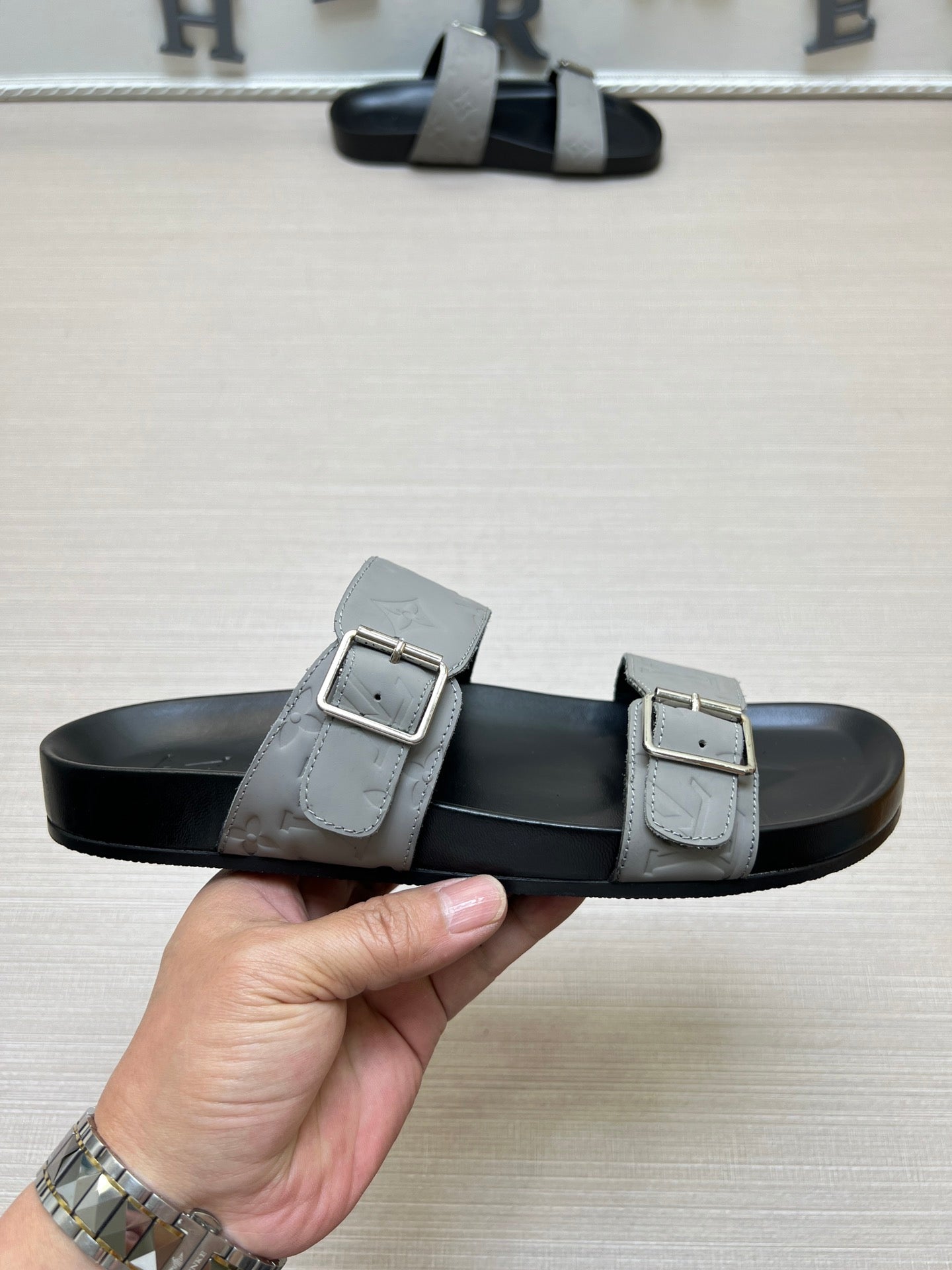 Z5ZE87 Popular slippers