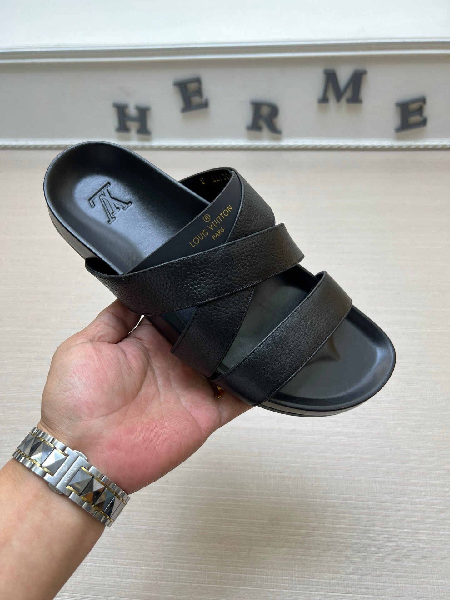 Z5ZE89 Popular slippers