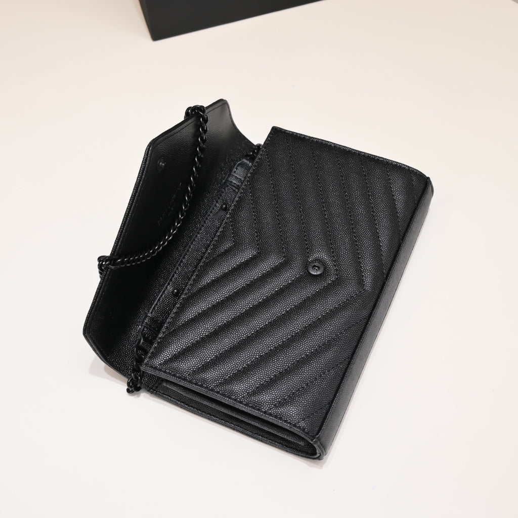 B1R56SL19 Popular leather bag