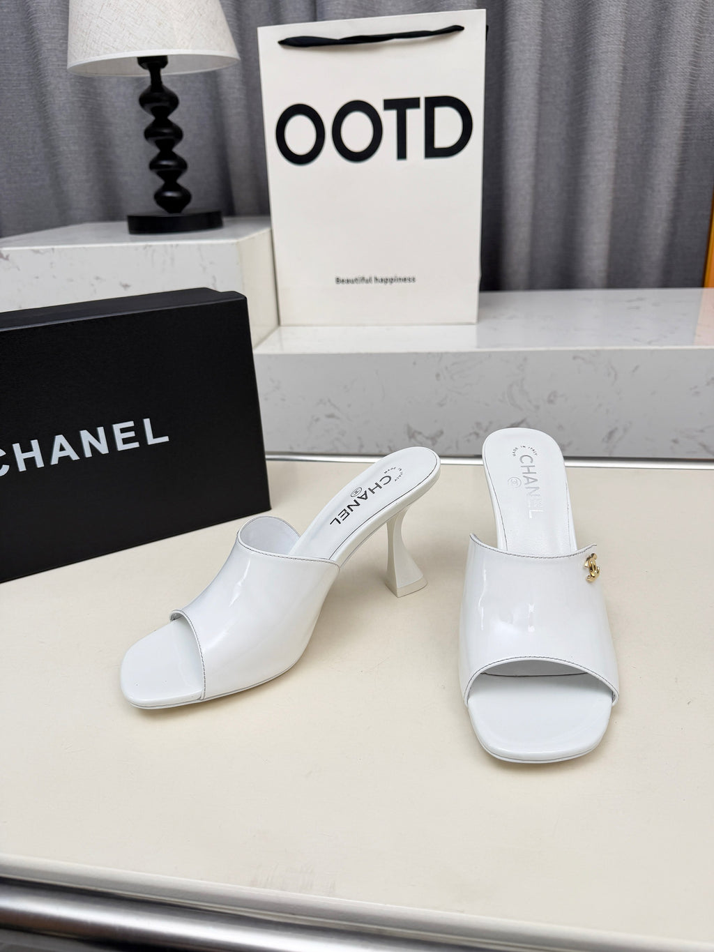 Z2X66C45 Popular leather High heels