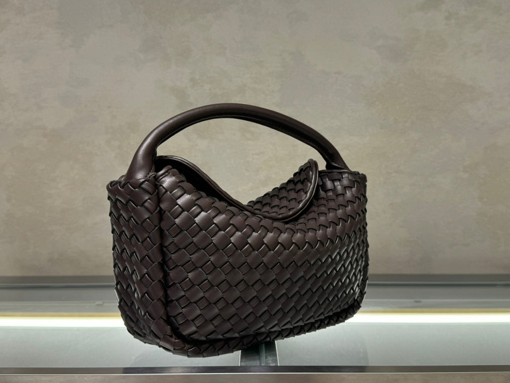 B1X104A83 Popular  leather bag
