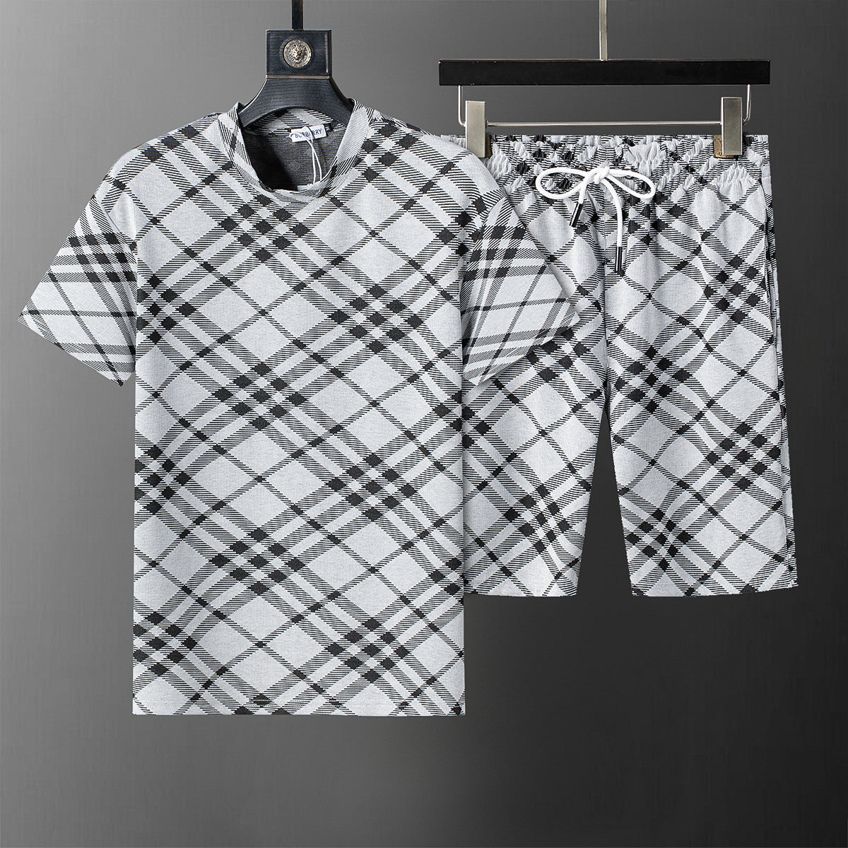 U1R35R119  Popular shirt and shorts set