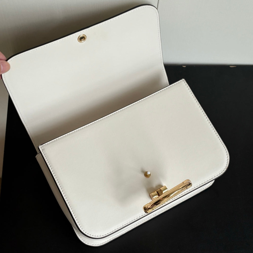 B1P36B110 Popular leather bag
