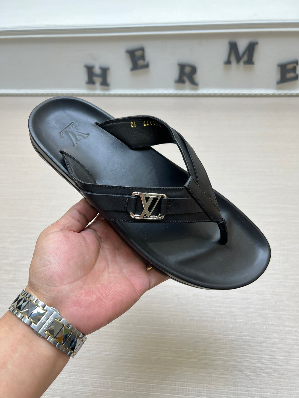Z5ZE86 Popular slippers