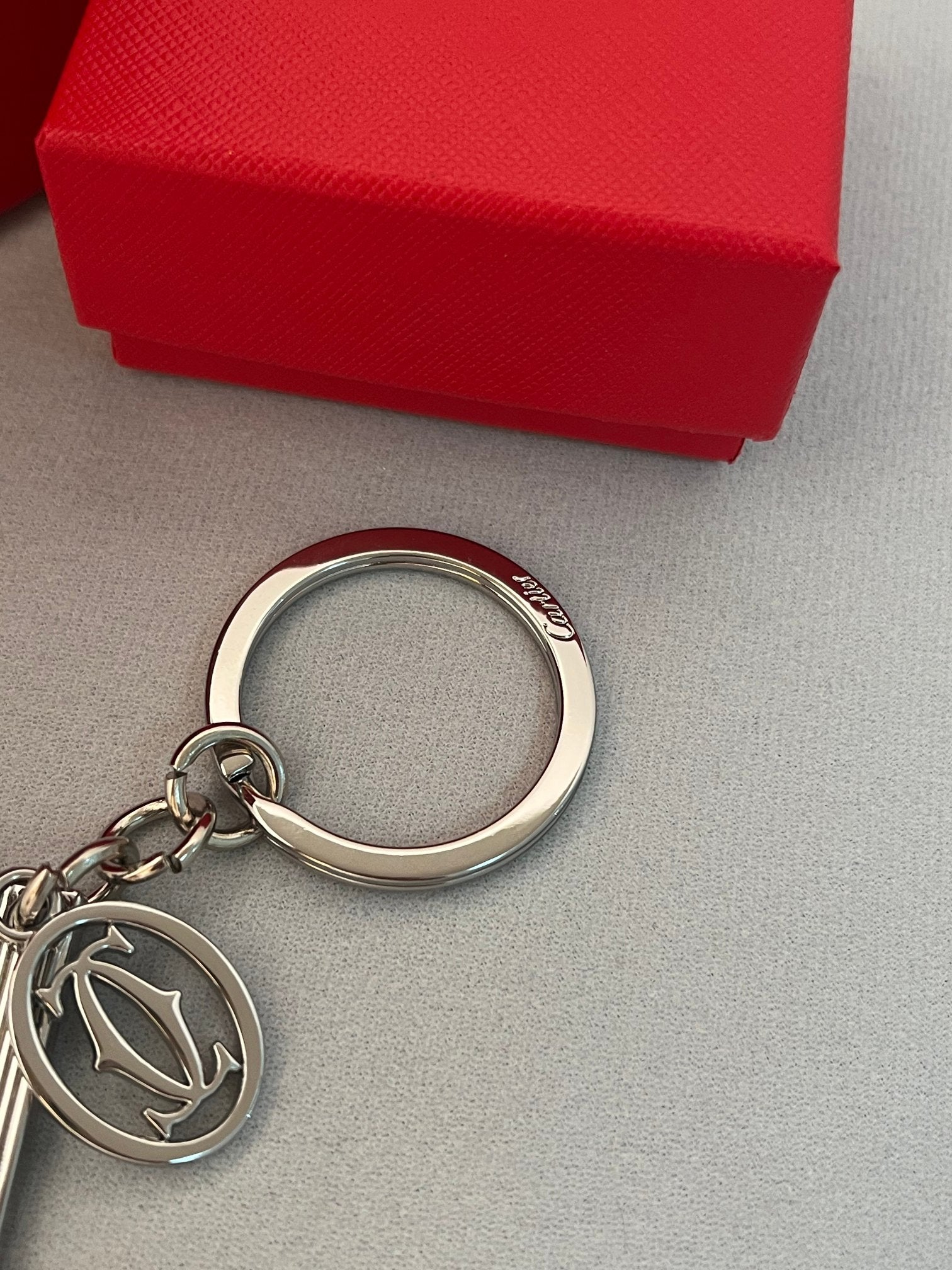 A1Z105K39 Popular bag 's charms accessories