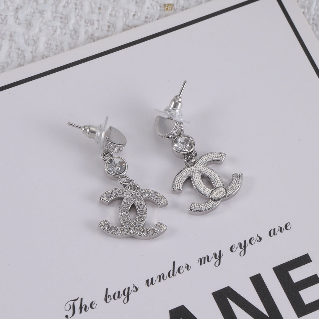 X1Z94C782E Popular Earrings