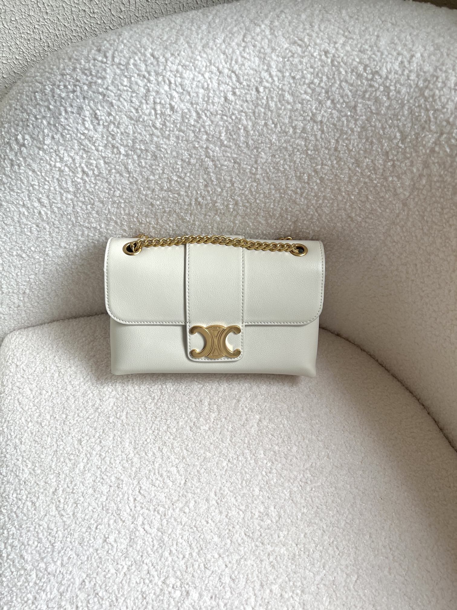 B1X44CL412 Popular   leather bag