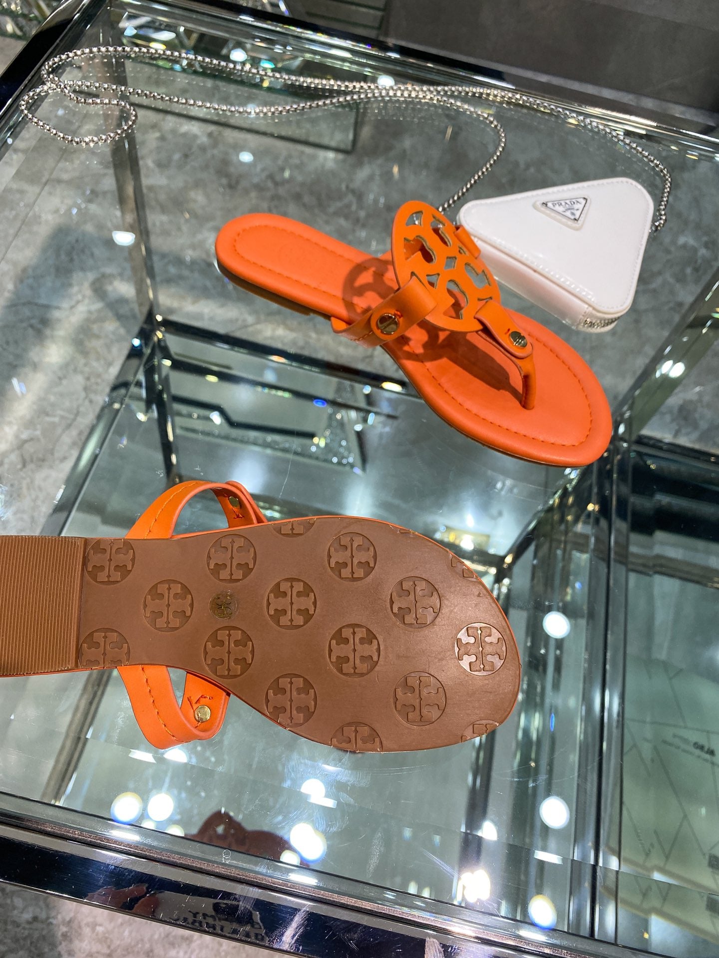 Z2Z85A3  Popular leather Shoes