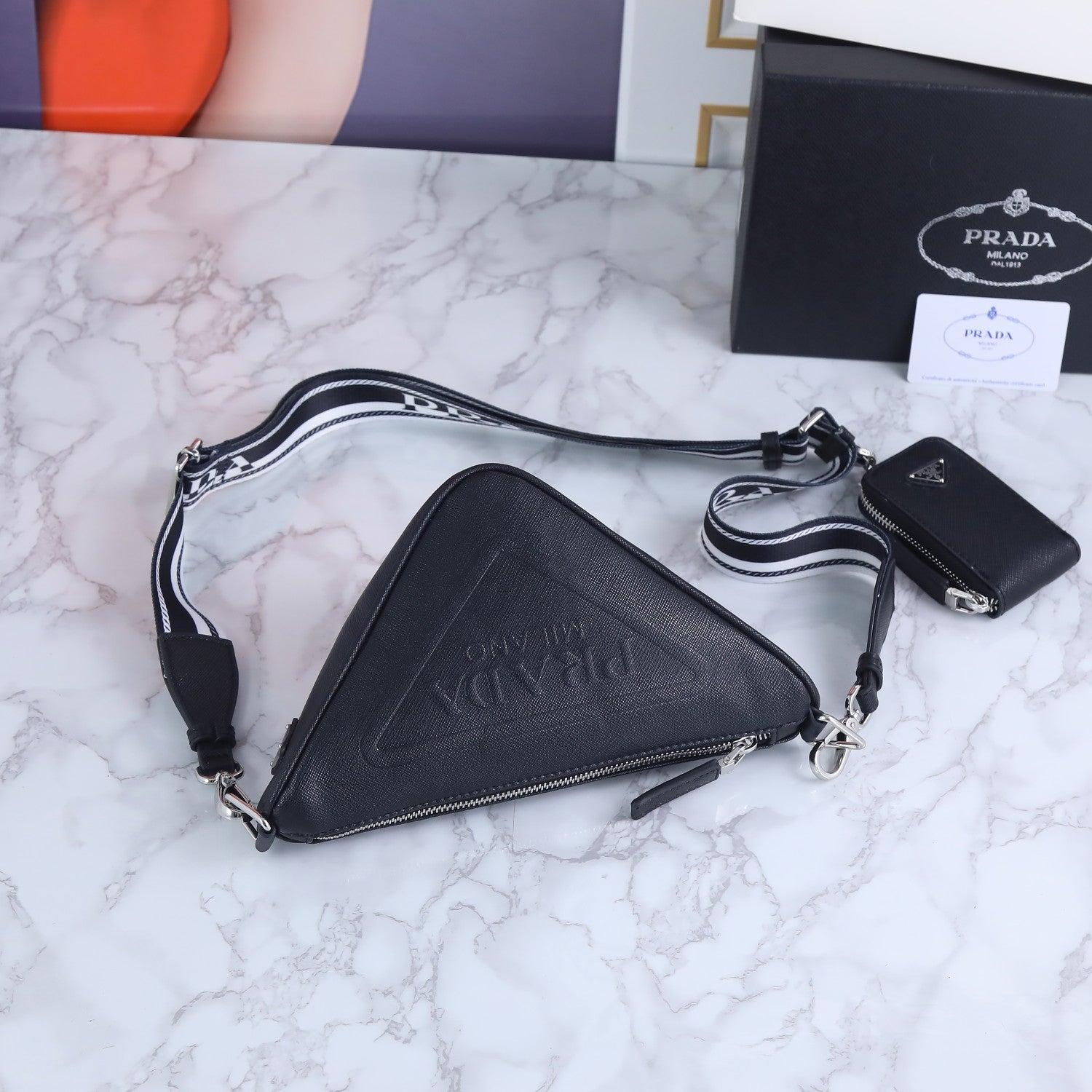 B1X43PD84 Popular   leather bag 