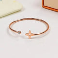 X2B60E11K  Popular Bracelets （A set contains three items）