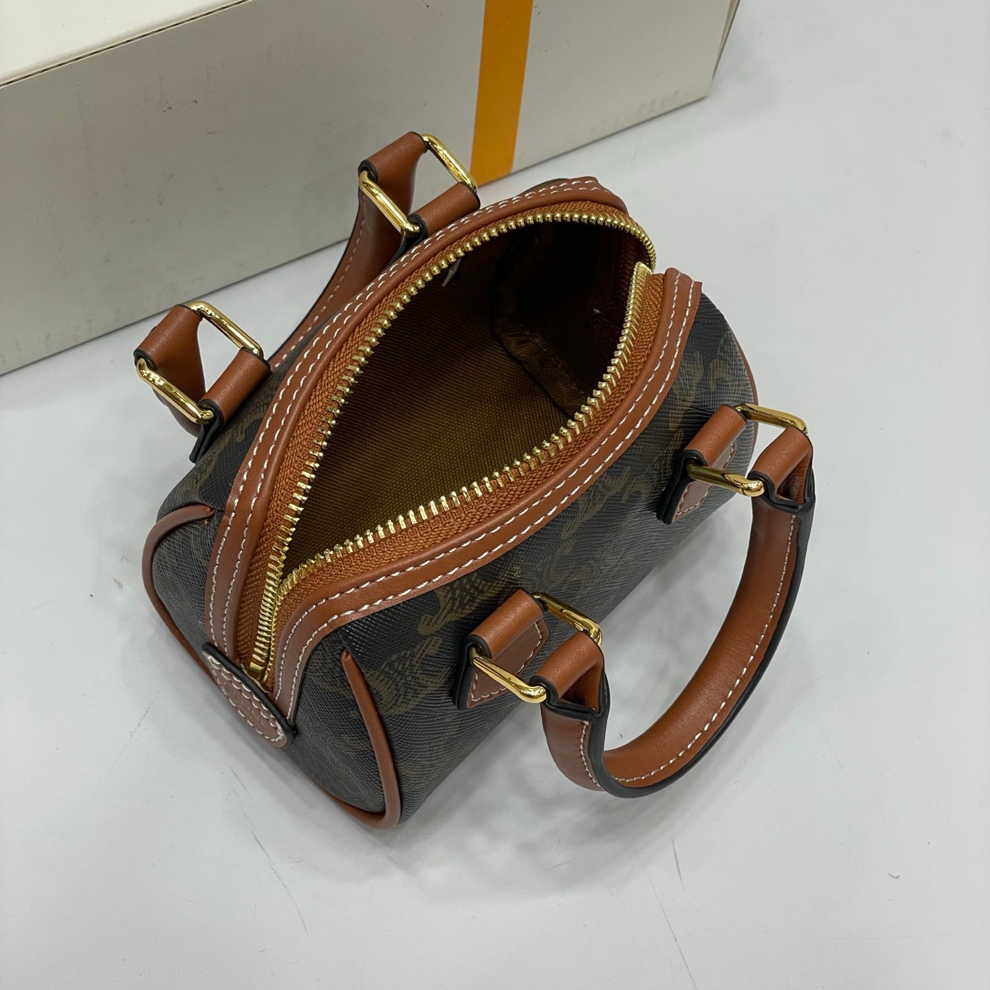 B1N55N27 Popular    leather bag