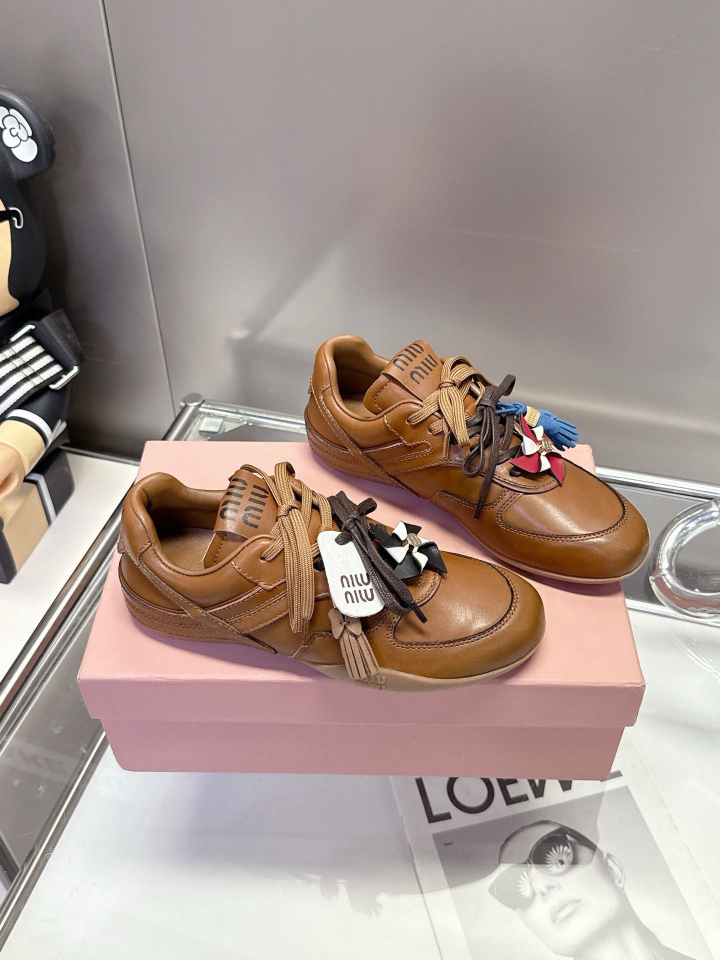 Z2Q105A261 Popular high-quality Shoes