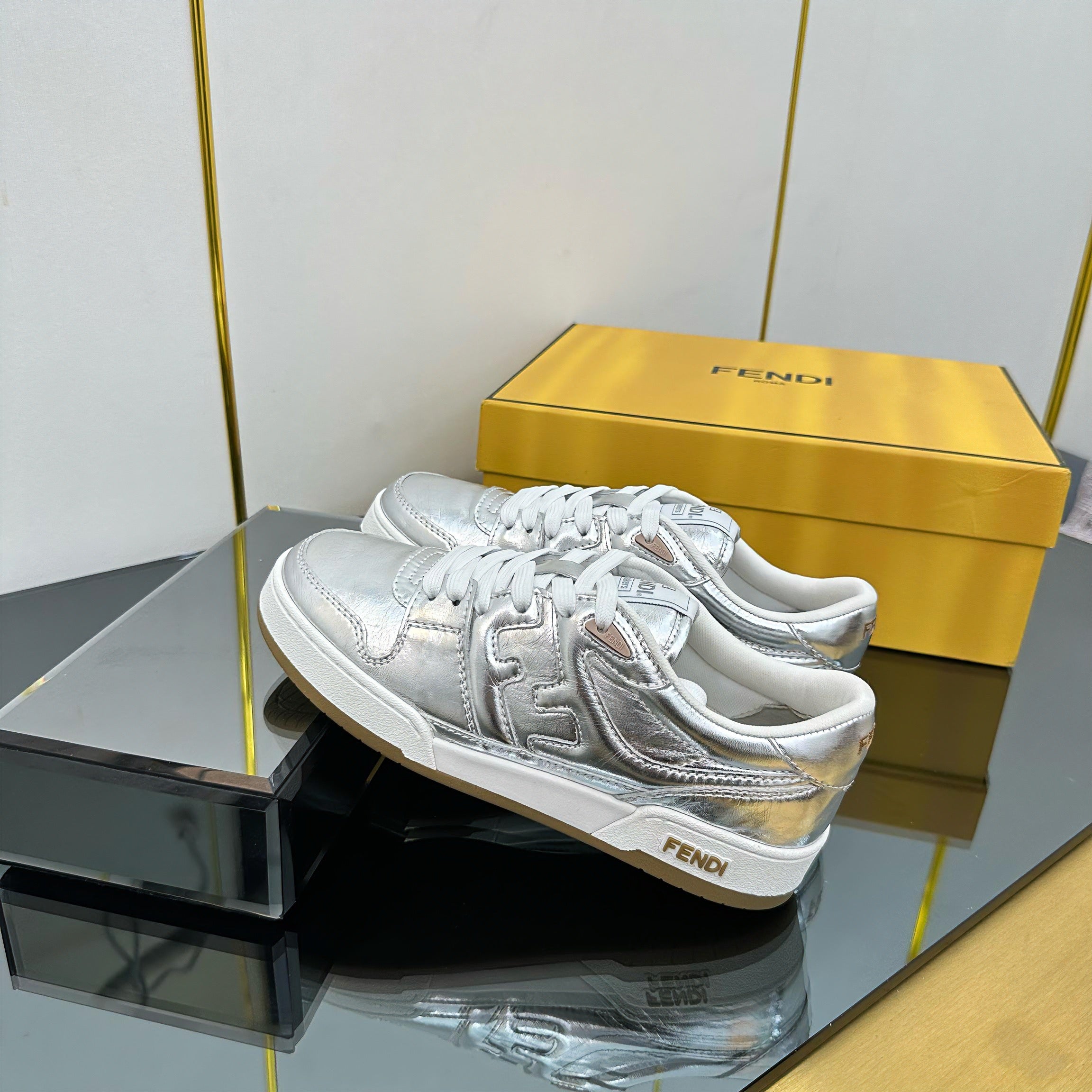 Z2Q105F419 Popular high-quality Shoes