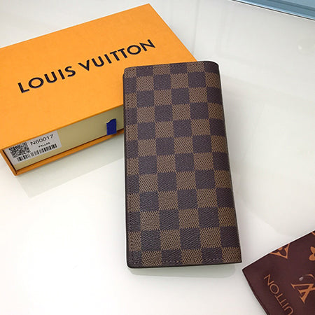 B1P70E19 Popular  leather wallets